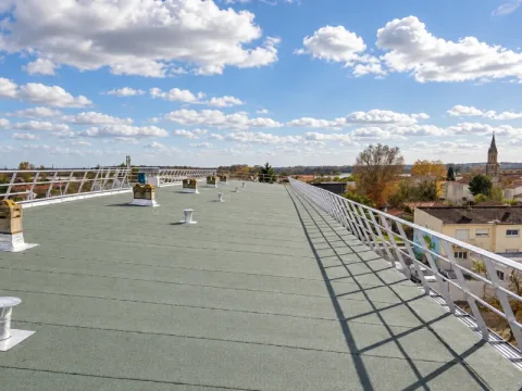 Réfection de l’étanchéité d’une toiture-terrasse de groupe scolaire en Gironde